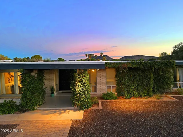 $1,165,000 | 4901 West Soft Wind Drive, Glendale, AZ 85310