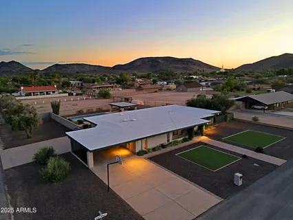 $1,165,000 | 4901 West Soft Wind Drive, Glendale, AZ 85310