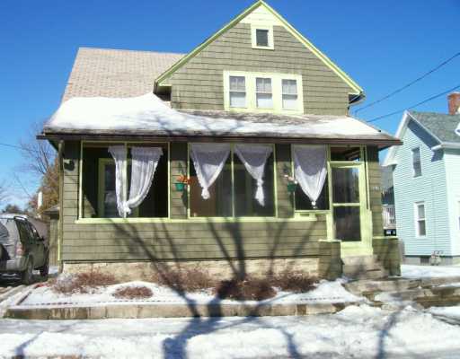 114 Collins Street Woonsocket, RI 02895 - Photo 1 of 8 Exterior Front.