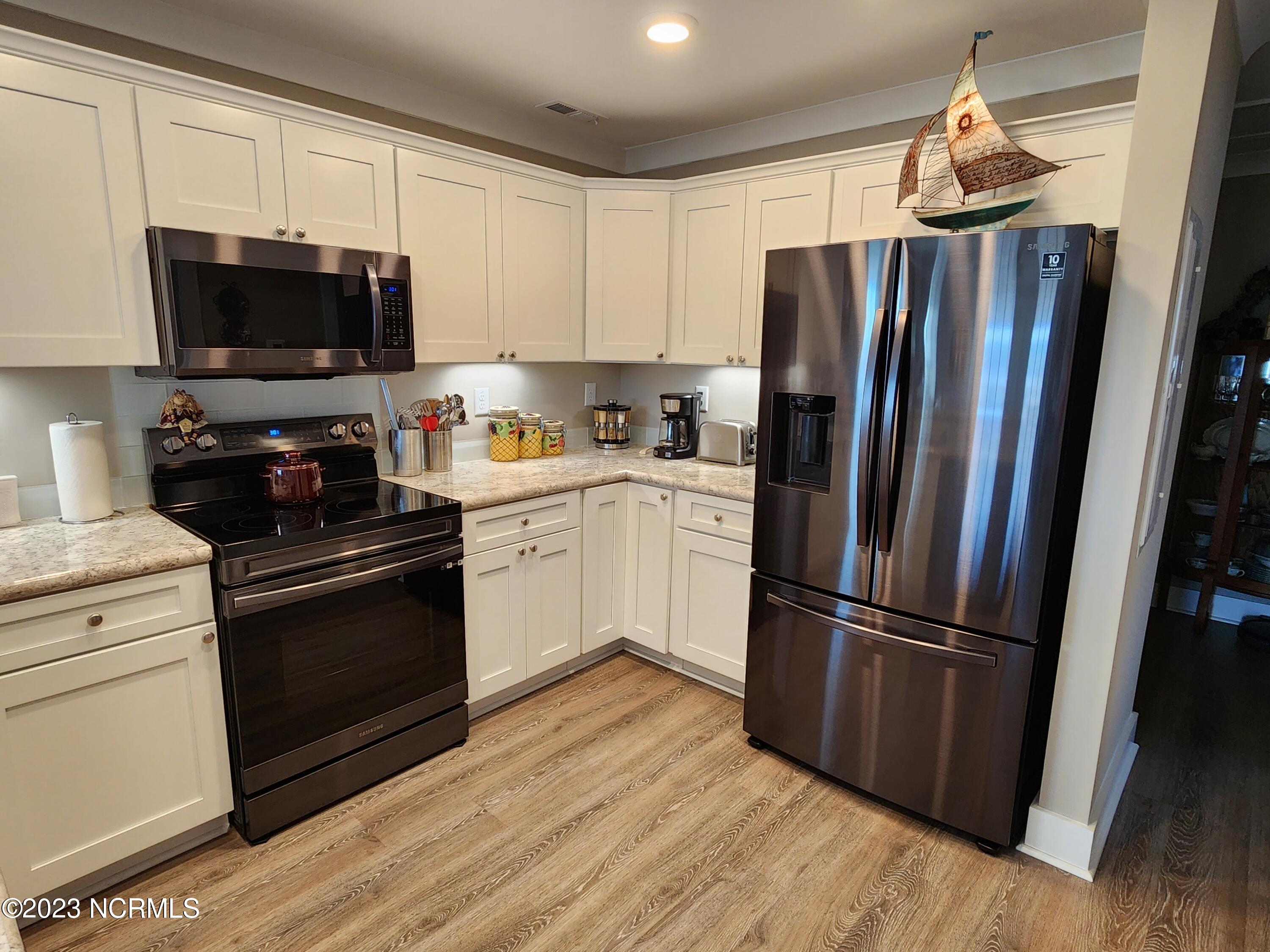 211 Baden View Road New London, NC 28127 - Photo 12 of 45 Kitchen