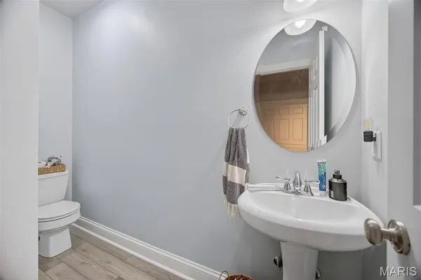 $649,000 | 1550 Cedar Lawn Drive, Lebanon, MO 65536