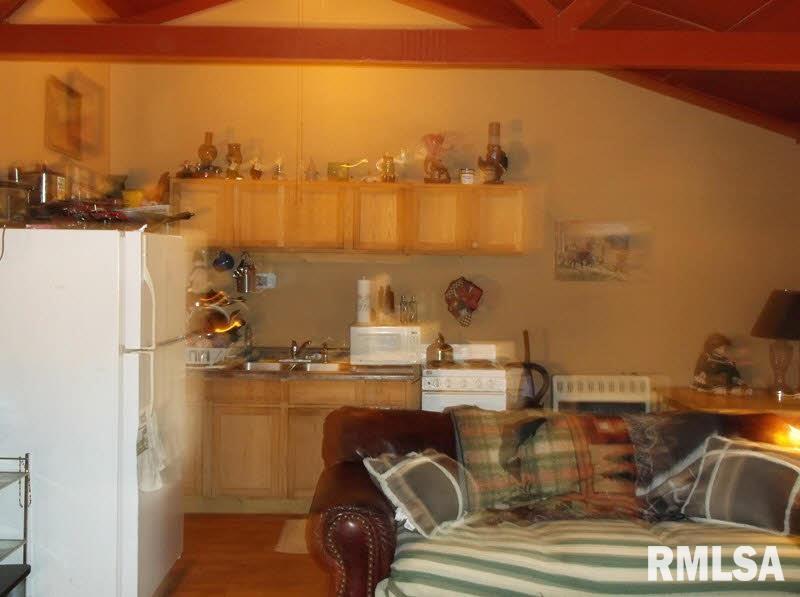 1 South Iron Furnace Road Elizabethtown, IL 62931 - Photo 4 of 21 Gallery Image 4