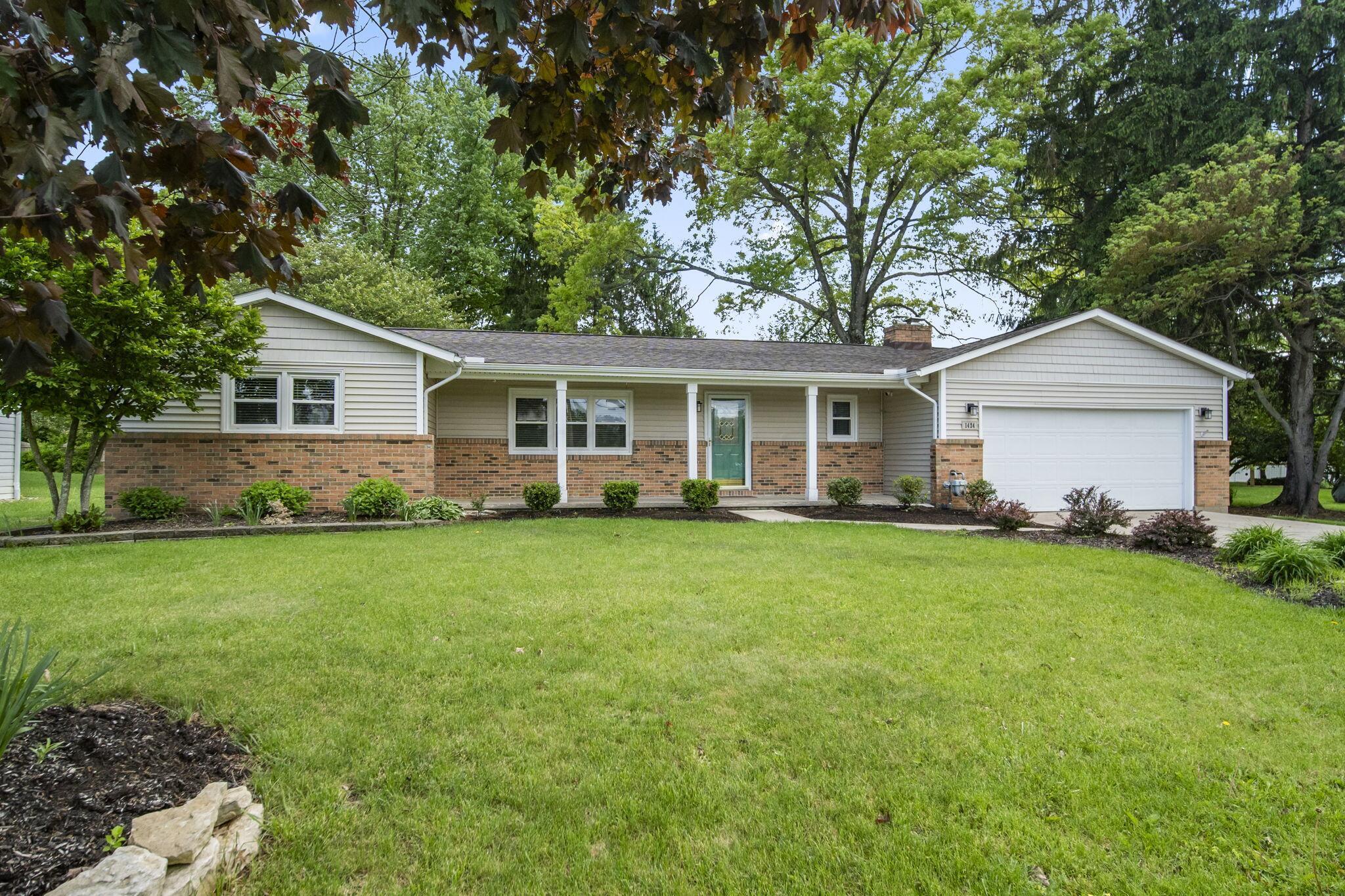 1424 Wheeling Road Lancaster, OH 43130 - Photo 1 of 60 download_1