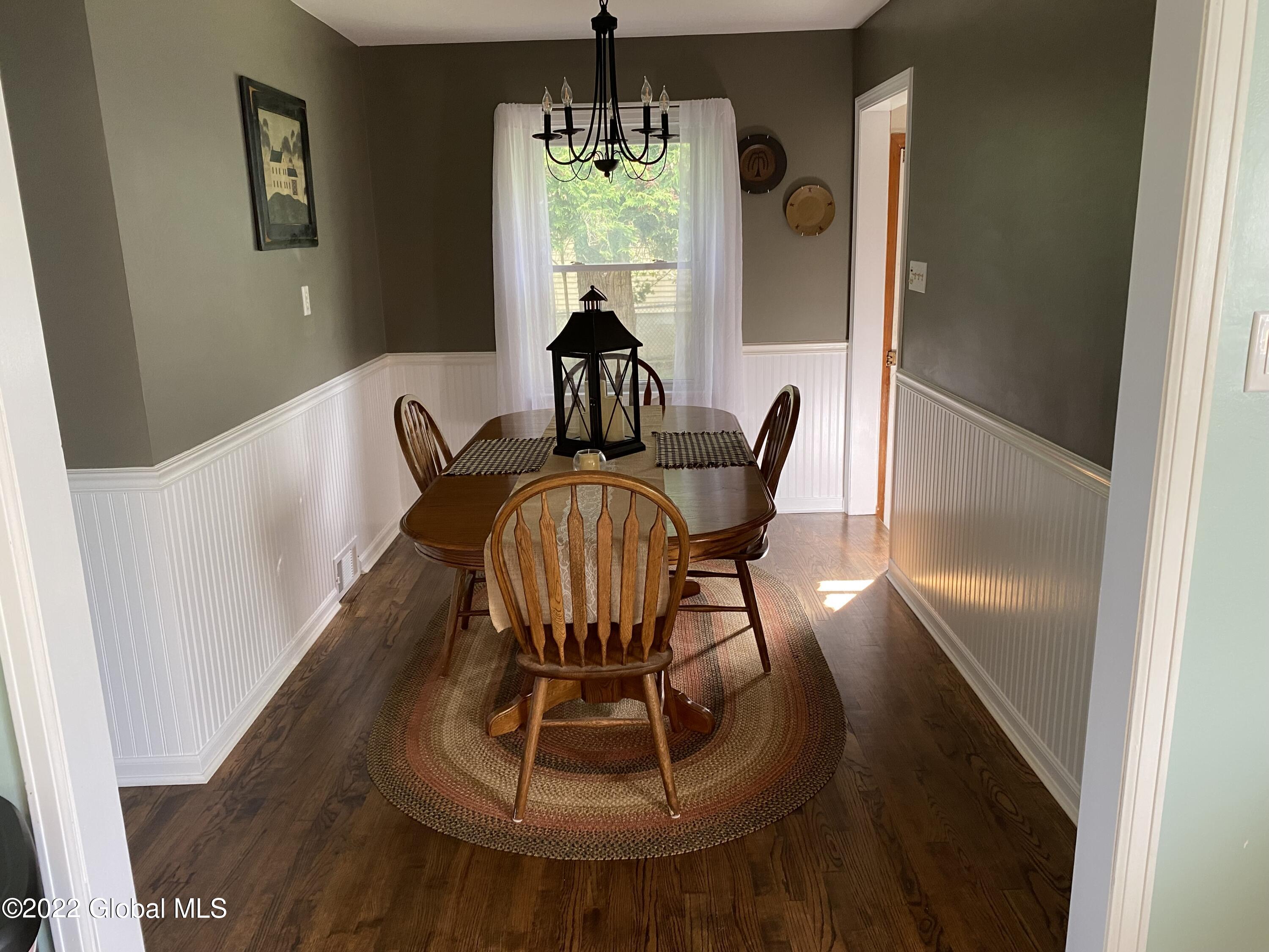 2105 Rosa Road Schenectady, NY 12309 - Photo 9 of 15 IMG_1427
