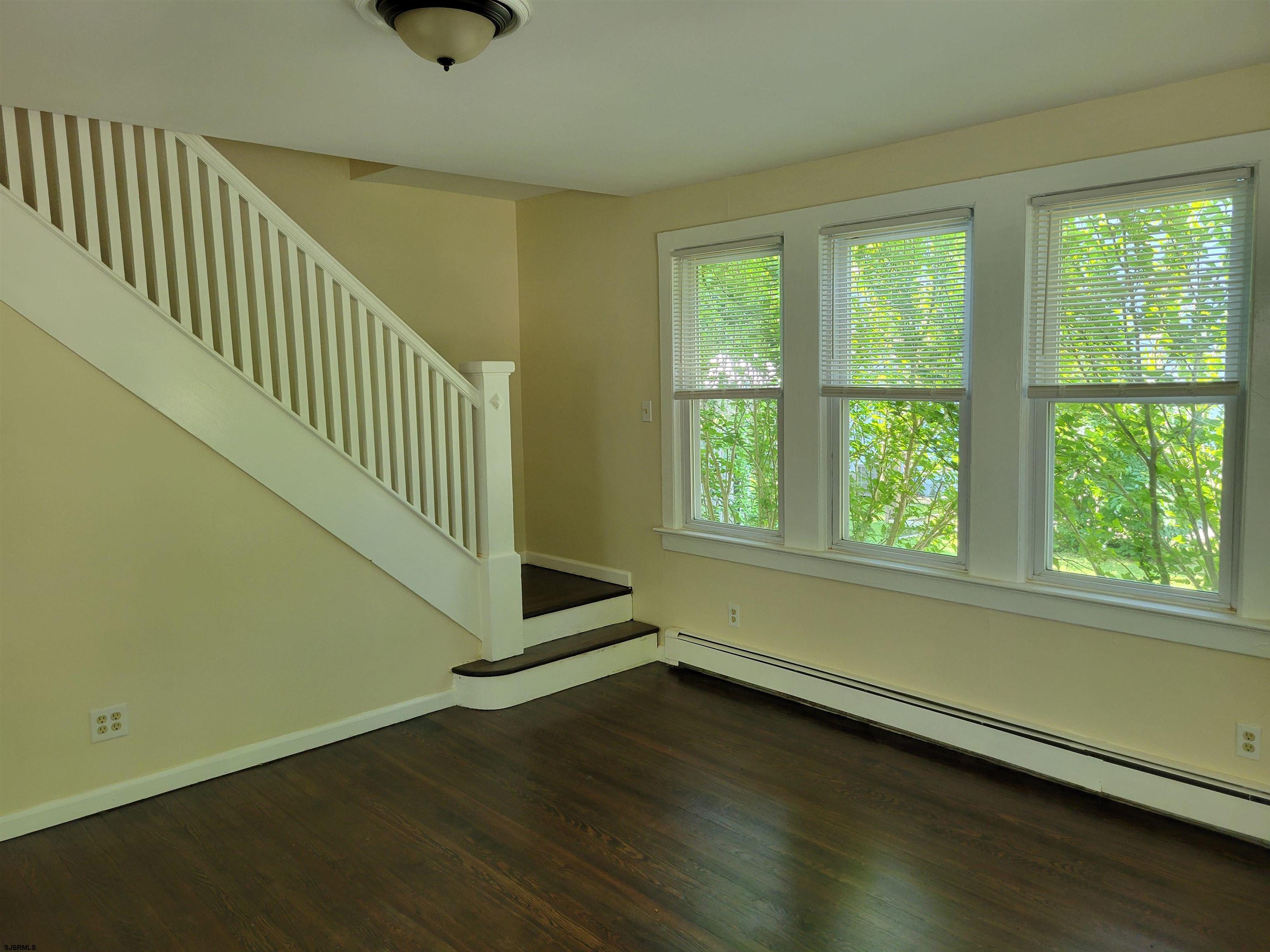 188 Leeds Point Road Galloway Township, NJ 08205 - Photo 5 of 35