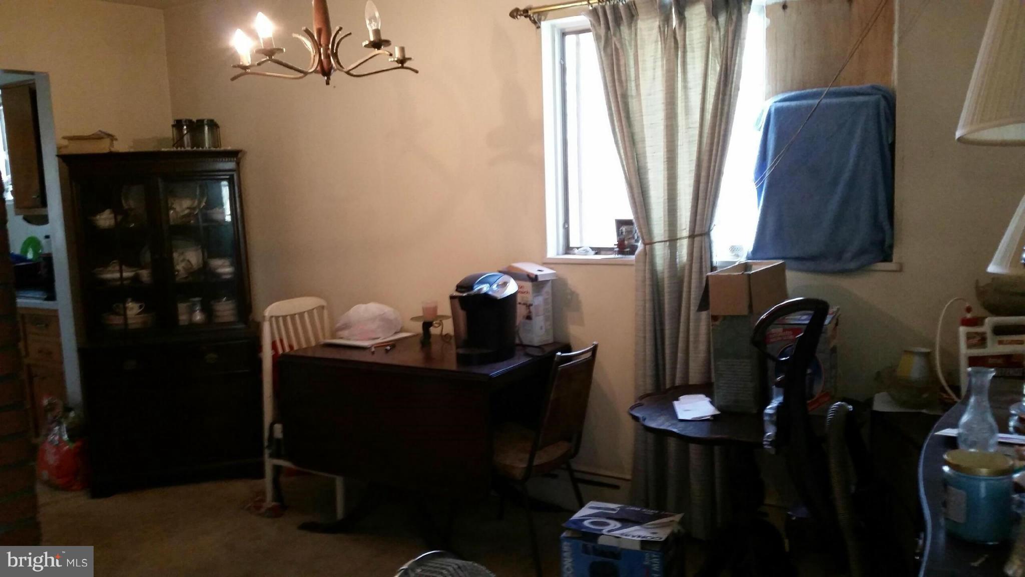 14600 Bowie Road Laurel, MD 20708 - Photo 4 of 14 Living Room