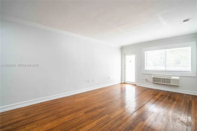 $2,400 | 7925 Hawthorne Avenue, Unit 1, Miami Beach, FL 33141