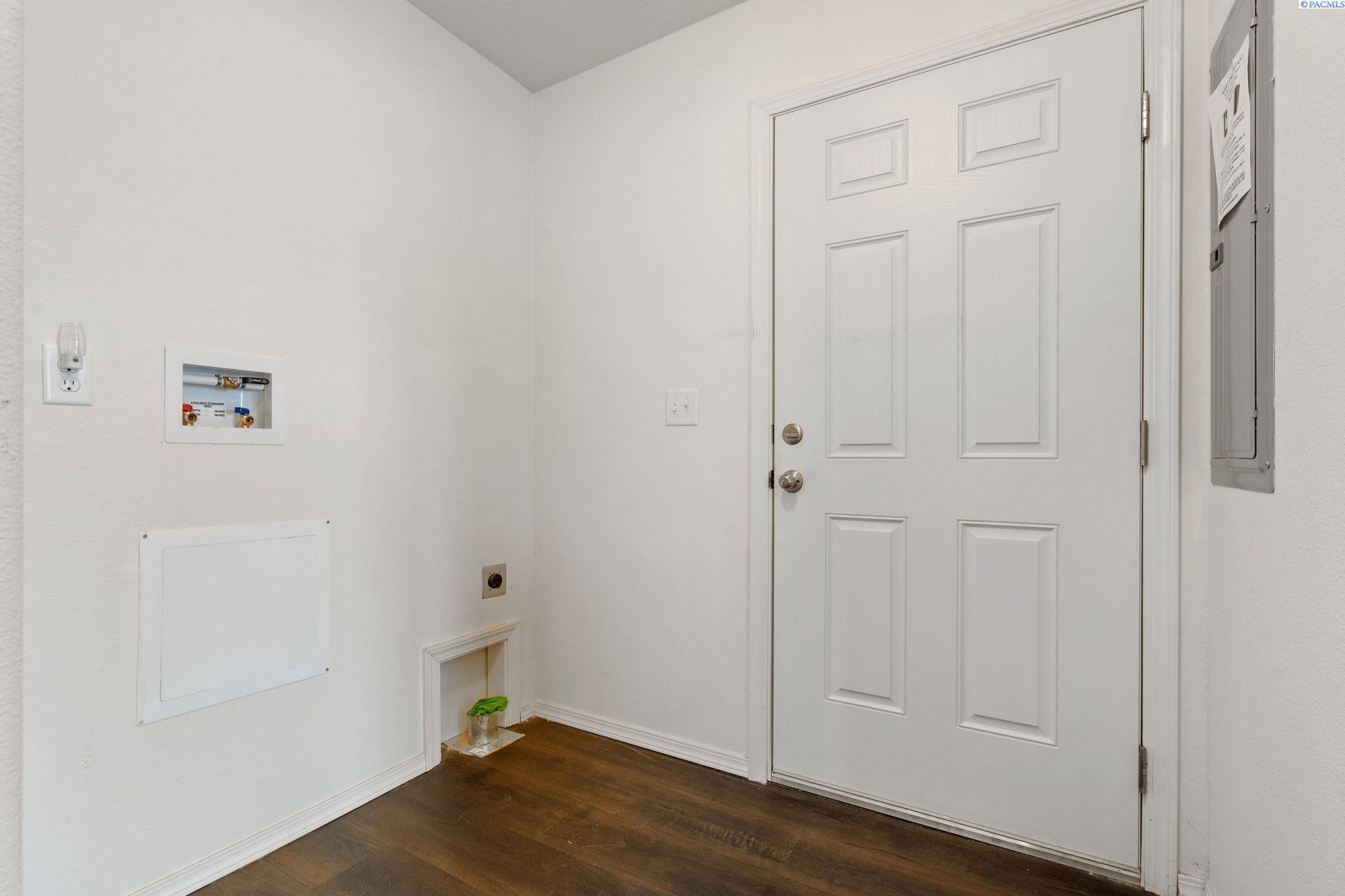 203106 East Bowles Road, Unit 99 Kennewick, WA 99337 - Photo 2 of 26 Gallery Image 2