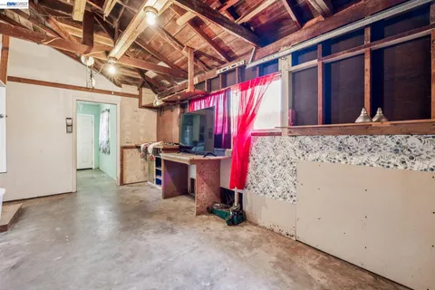$700,000 | 4061 Maiden Lane, Union City, CA 94587