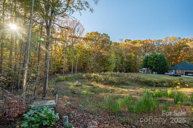 a view of a outdoor space