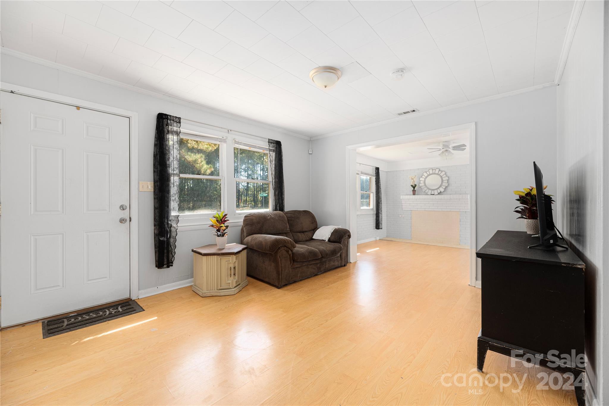 601 North Rocky River Road Monroe, NC 28110 - Photo 4 of 34 Gallery Image 4