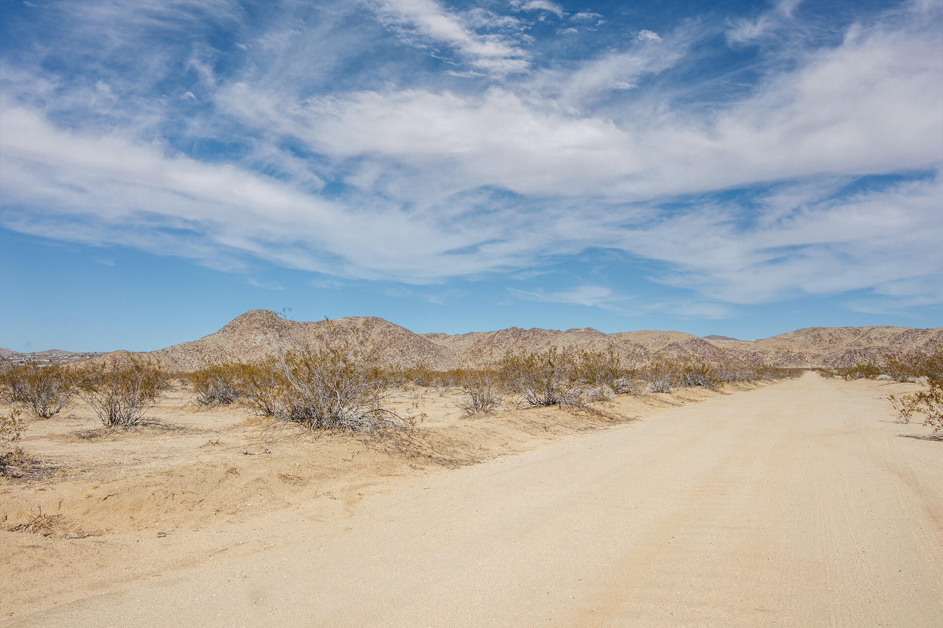 63682 Broadway Joshua Tree, CA 92252 - Photo 13 of 22 a view of mountain with lake view