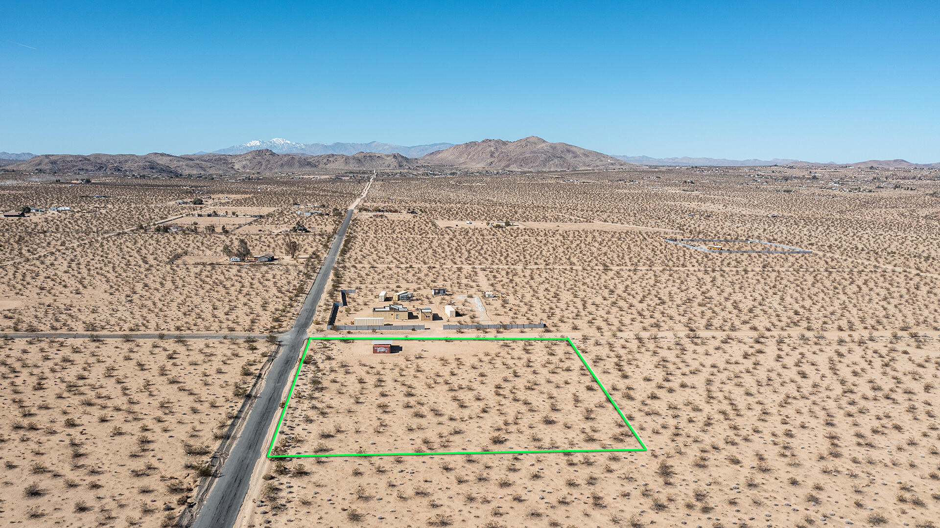 63682 Broadway Joshua Tree, CA 92252 - Photo 16 of 22 a view of city and mountain