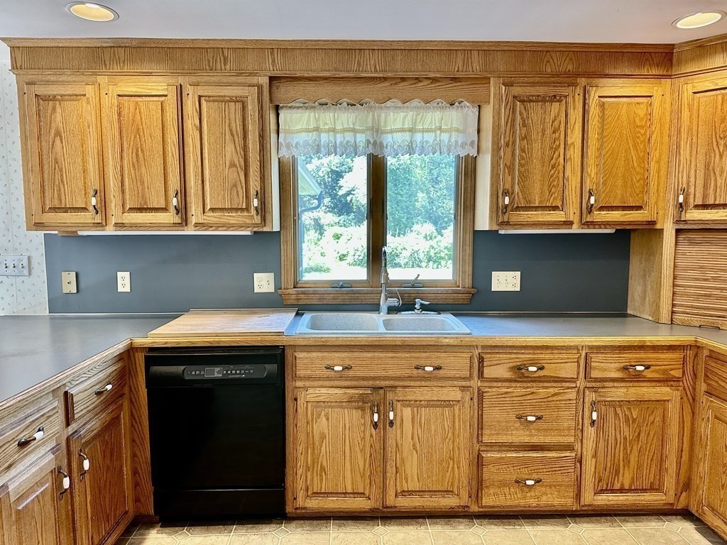 2545 Maple Swamp Road North Dighton, MA 02764 - Photo 3 of 37 Gallery Image 3