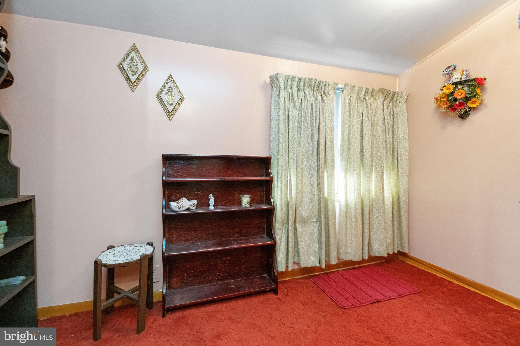 6209 Ebenezer Road Baltimore, MD 21220 - Photo 29 of 43 Upper level bedroom