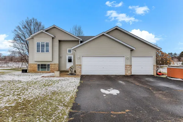 $389,900 | 25825 106th Street Northwest, Zimmerman, MN 55398