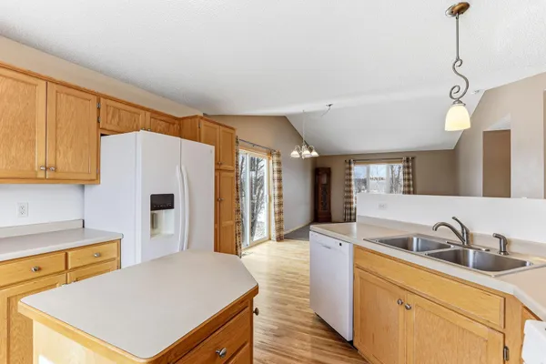 $389,900 | 25825 106th Street Northwest, Zimmerman, MN 55398