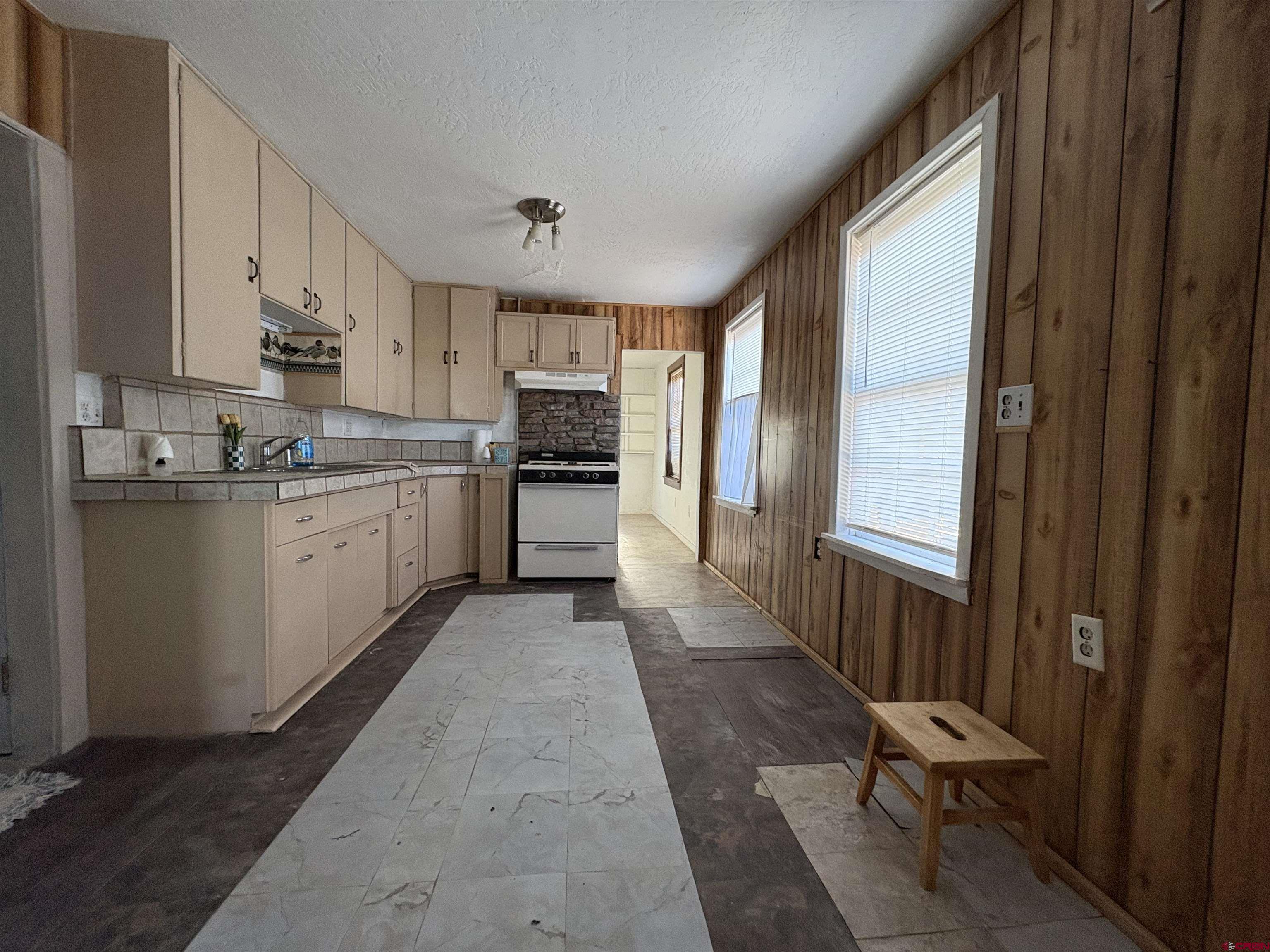 501 North Dolores Road Cortez, CO 81321 - Photo 4 of 10