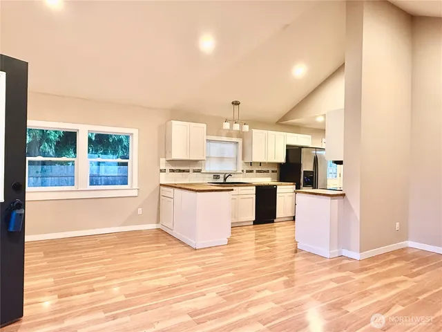 $440,000 | 1010 Talcott Street, Sedro-Woolley, WA 98284