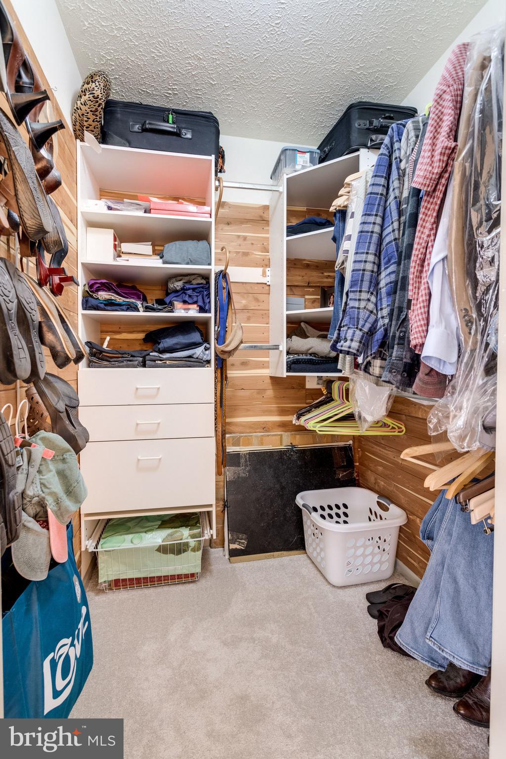 1832 Post Oak Trail Reston, VA 20191 - Photo 21 of 39 Walk in closet