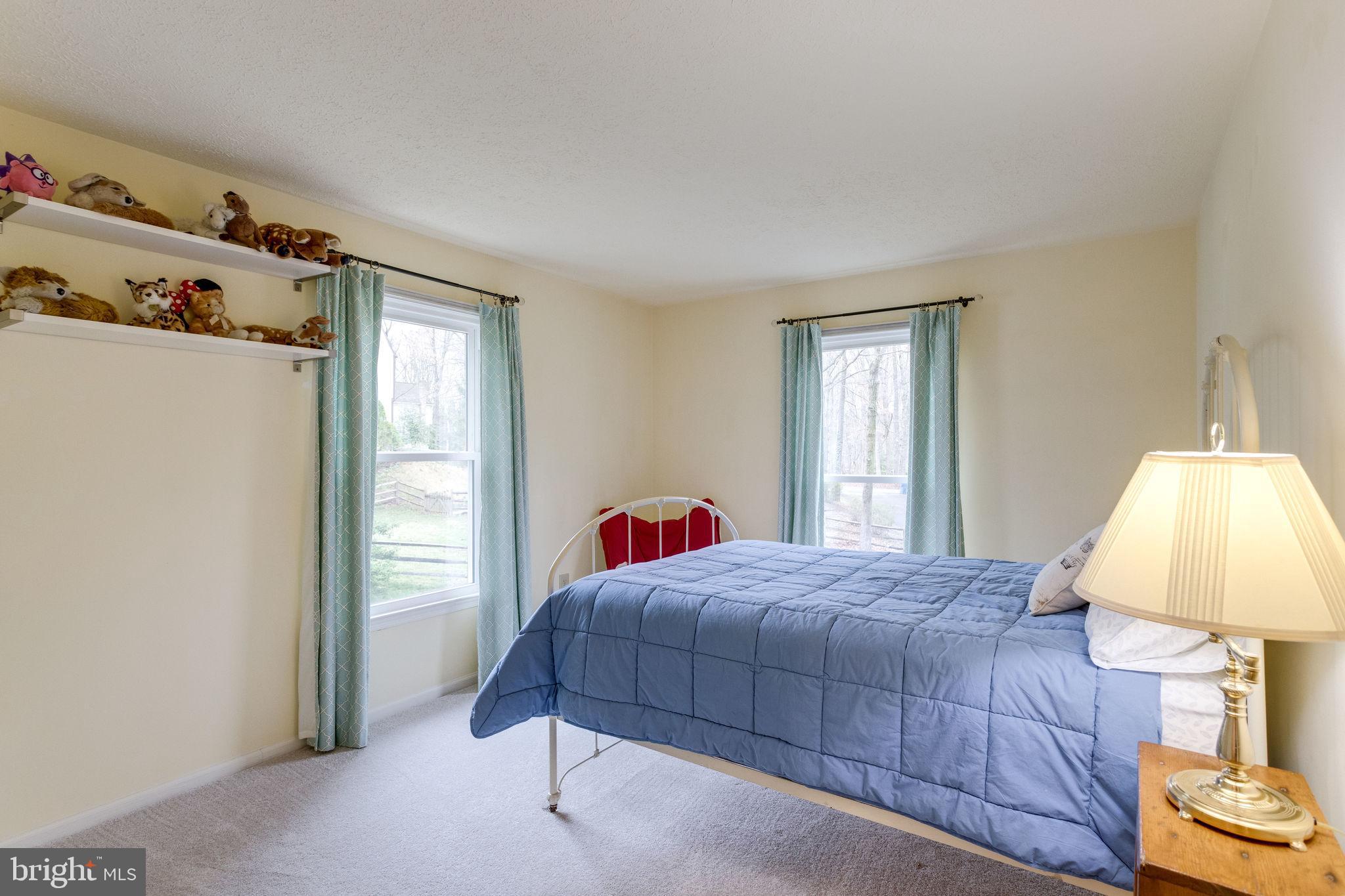 1832 Post Oak Trail Reston, VA 20191 - Photo 22 of 39 Bedroom 2
