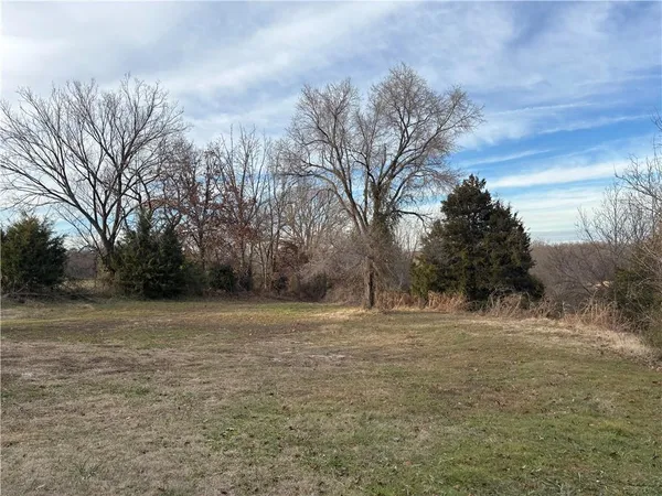 $49,000 | 900 South 82nd Highway, El Dorado Springs, MO 64744