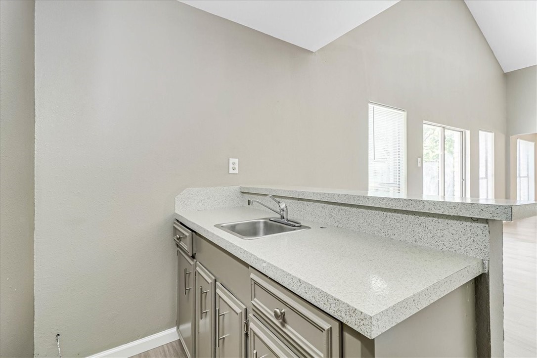 4929 Dusty Dawn Road Corpus Christi, TX 78413 - Photo 9 of 40 Gallery Image 9