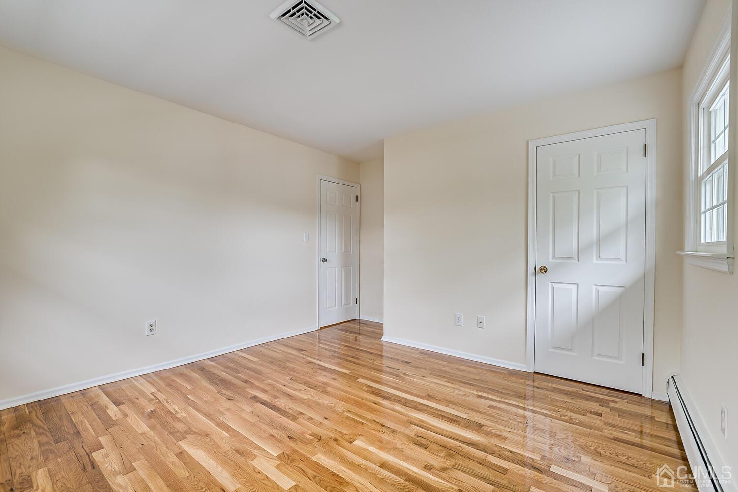 8 Eagle Road Edison, NJ 08820 - Photo 13 of 28 a view of empty room