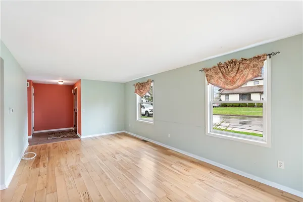 $189,900 | 22 High Street, Livonia, NY 14487