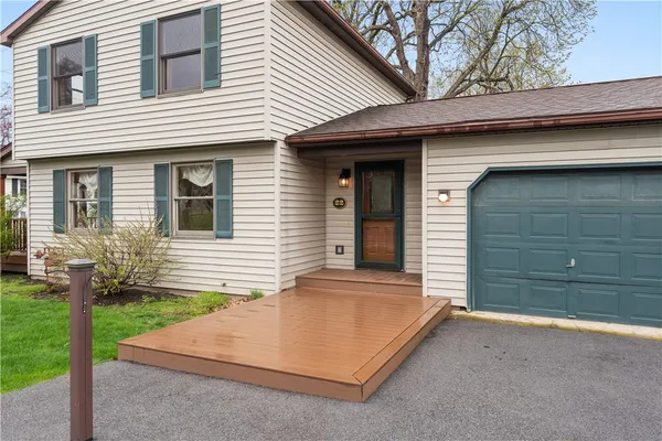 $189,900 | 22 High Street, Livonia, NY 14487