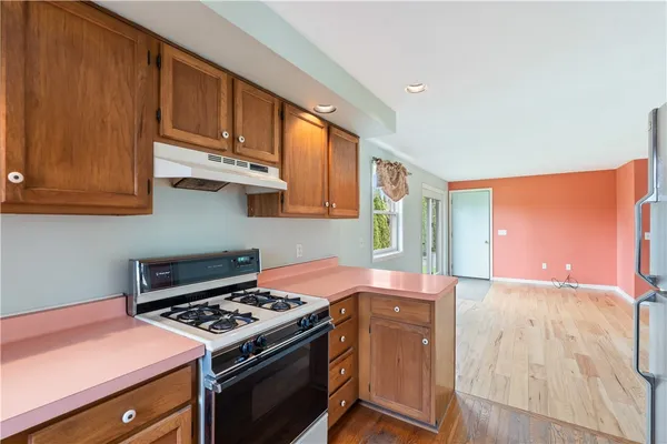 $189,900 | 22 High Street, Livonia, NY 14487