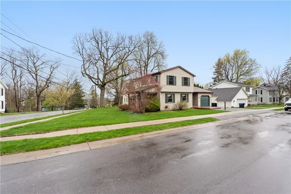 $189,900 | 22 High Street, Livonia, NY 14487
