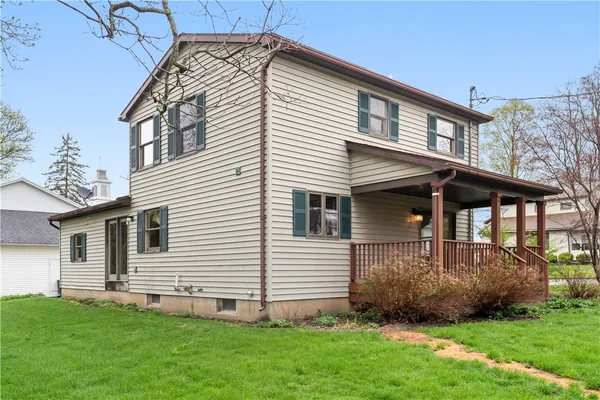 $189,900 | 22 High Street, Livonia, NY 14487