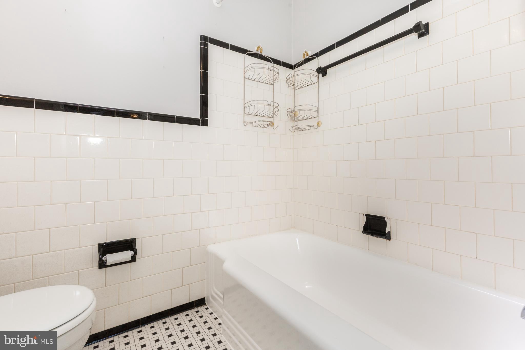 729 Aldworth Road Dundalk, MD 21222 - Photo 29 of 39 Bath