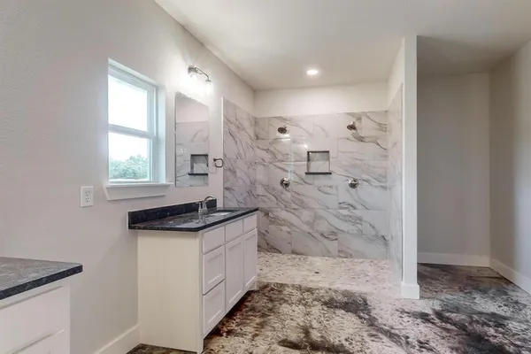 $348,000 | 15 Fm 677, Bellevue, TX 76228