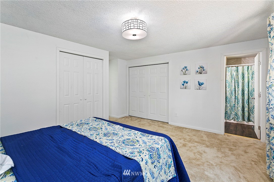 20105 9th Avenue Southeast Bothell, WA 98012 - Photo 11 of 22