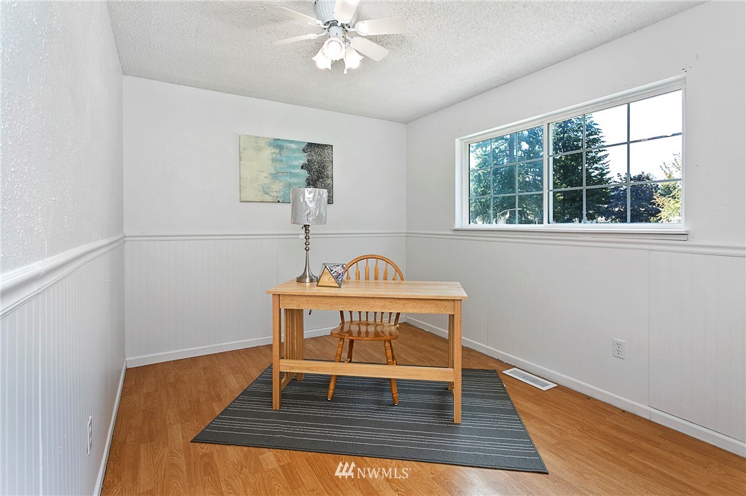20105 9th Avenue Southeast Bothell, WA 98012 - Photo 13 of 22