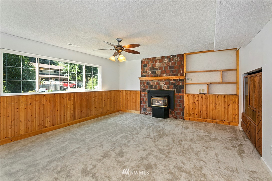 20105 9th Avenue Southeast Bothell, WA 98012 - Photo 17 of 22
