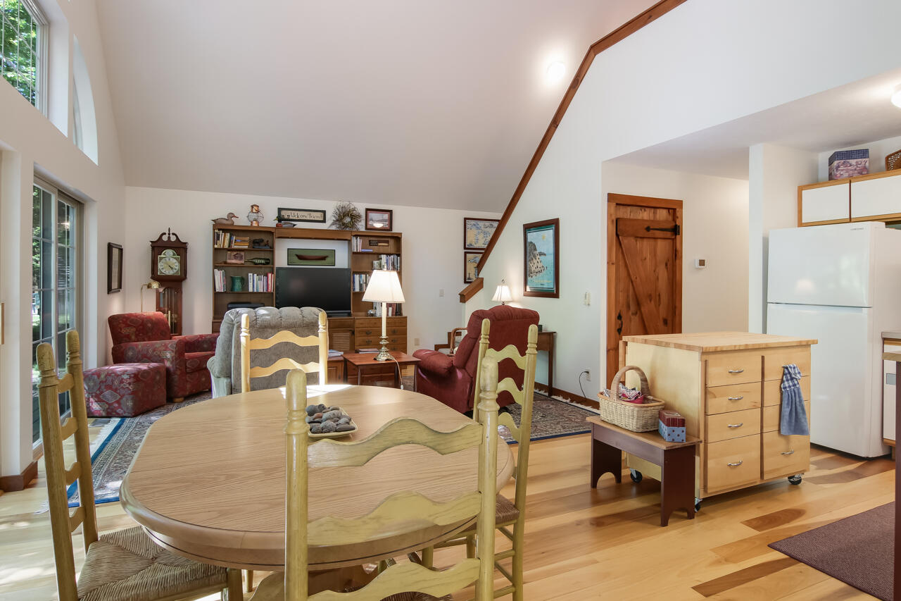 6756 Deadstream Road Honor, MI 49640 - Photo 22 of 58 16-Scene-18