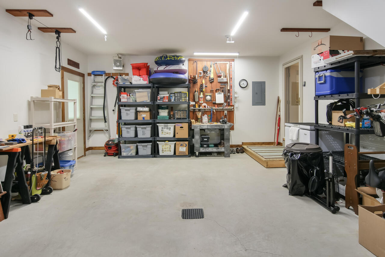 6756 Deadstream Road Honor, MI 49640 - Photo 44 of 58 40-Scene-45