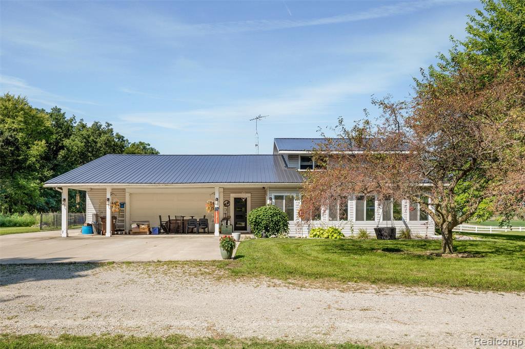 5737 Clinton Macon Road Clinton, MI 49236 - Photo 36 of 39 Gallery Image 36