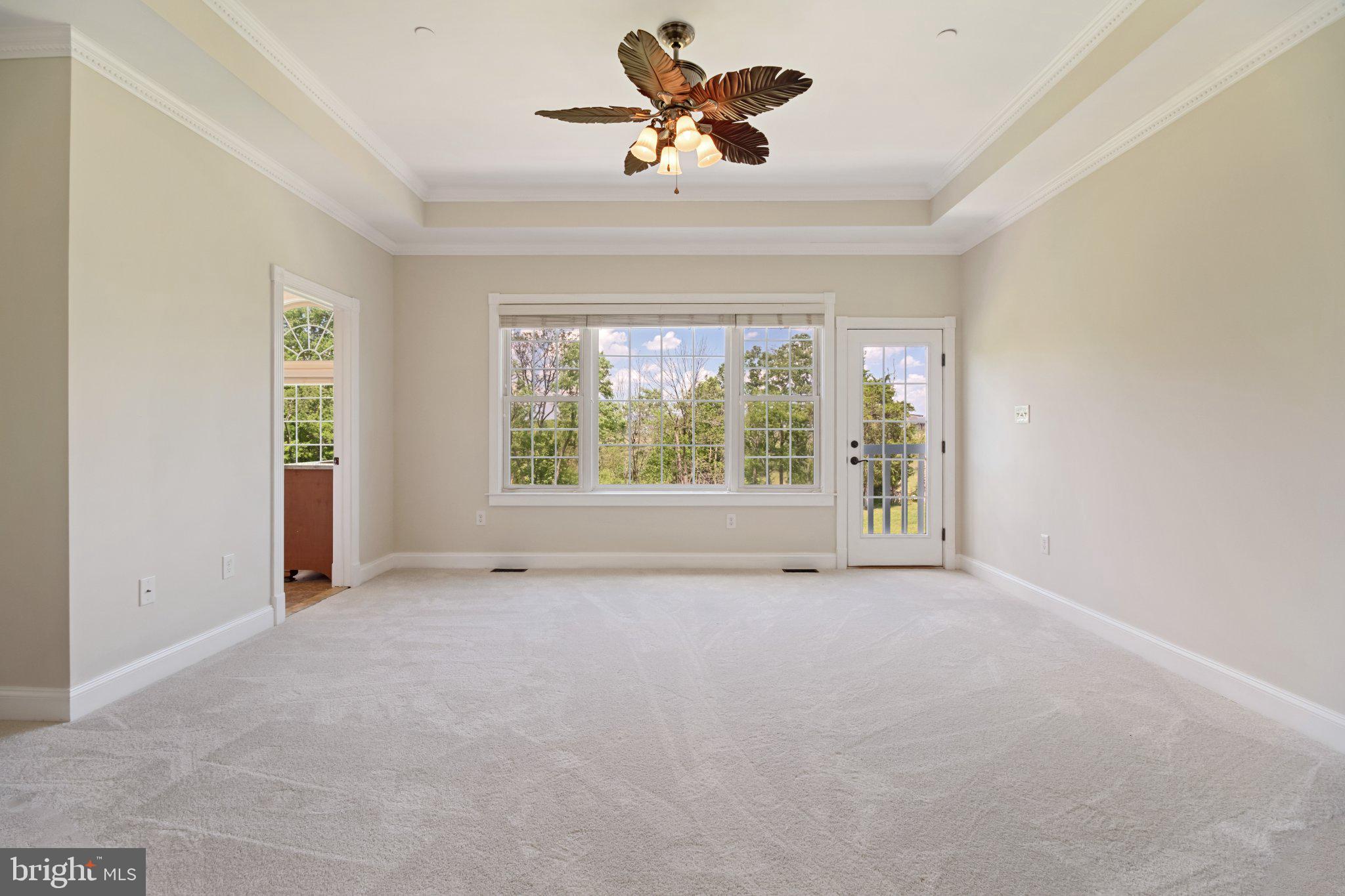 7147 Linganore Road New Market, MD 21774 - Photo 18 of 44 Spacious room with natural light.