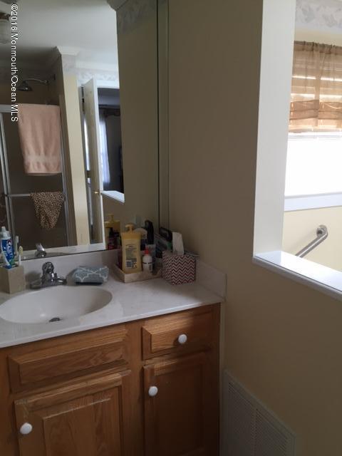 90 Pine Ridge Boulevard Whiting, NJ 08759 - Photo 14 of 33 IMG_1351 - Copy