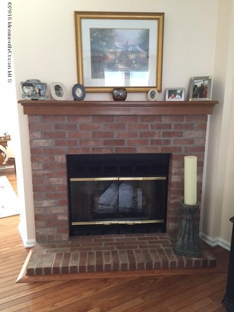 90 Pine Ridge Boulevard Whiting, NJ 08759 - Photo 8 of 33 IMG_1365 - Copy