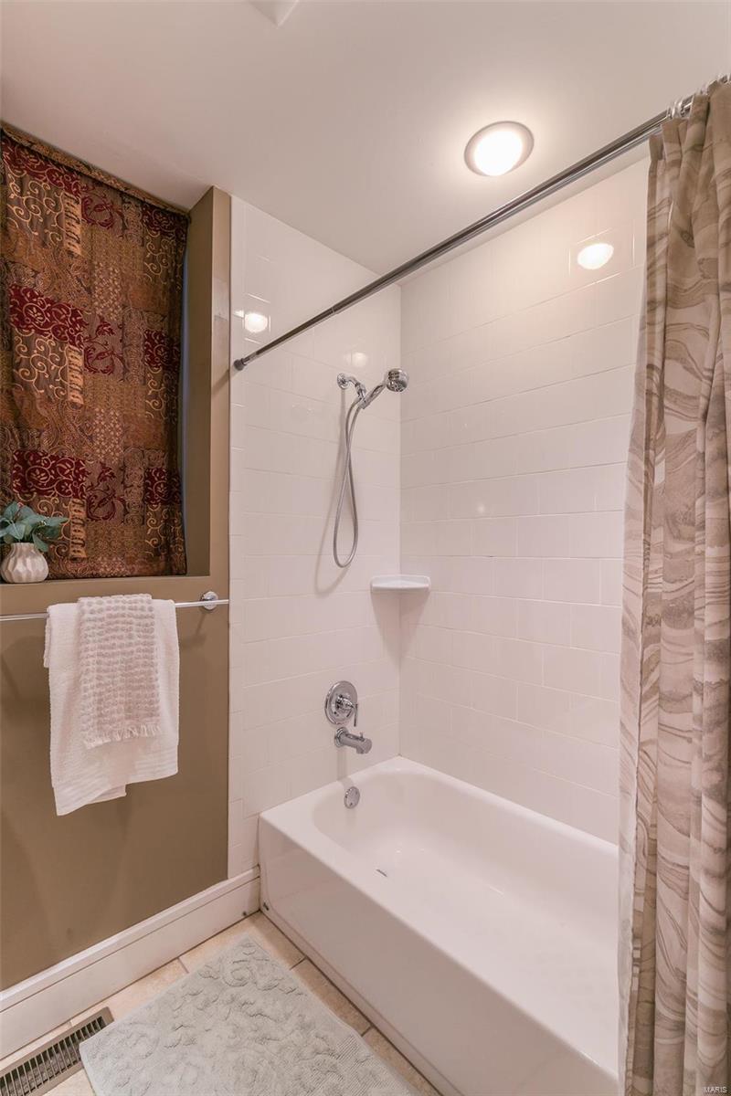 3127 Morgan Ford Road St. Louis, MO 63116 - Photo 16 of 23