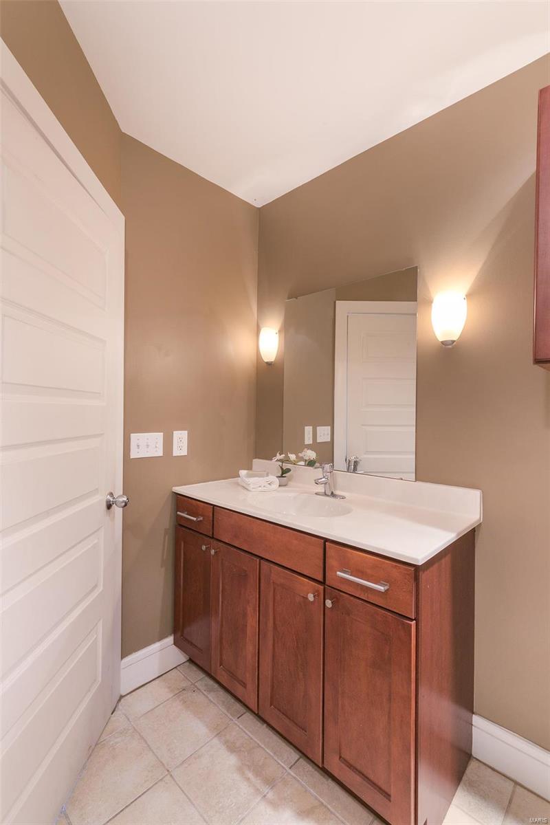 3127 Morgan Ford Road St. Louis, MO 63116 - Photo 17 of 23