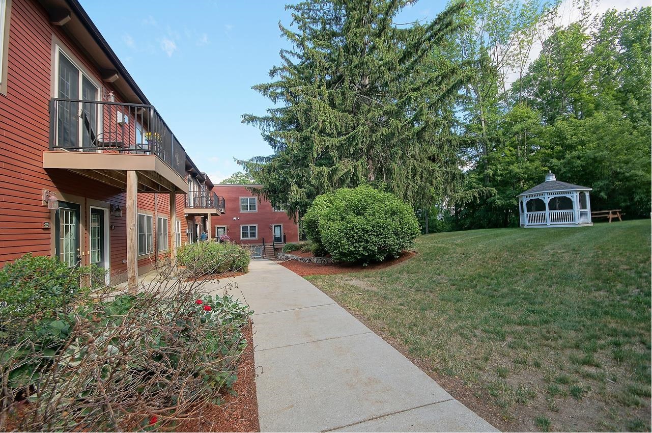 7 Chester Road, Unit 214 Derry, NH 03038 - Photo 3 of 40