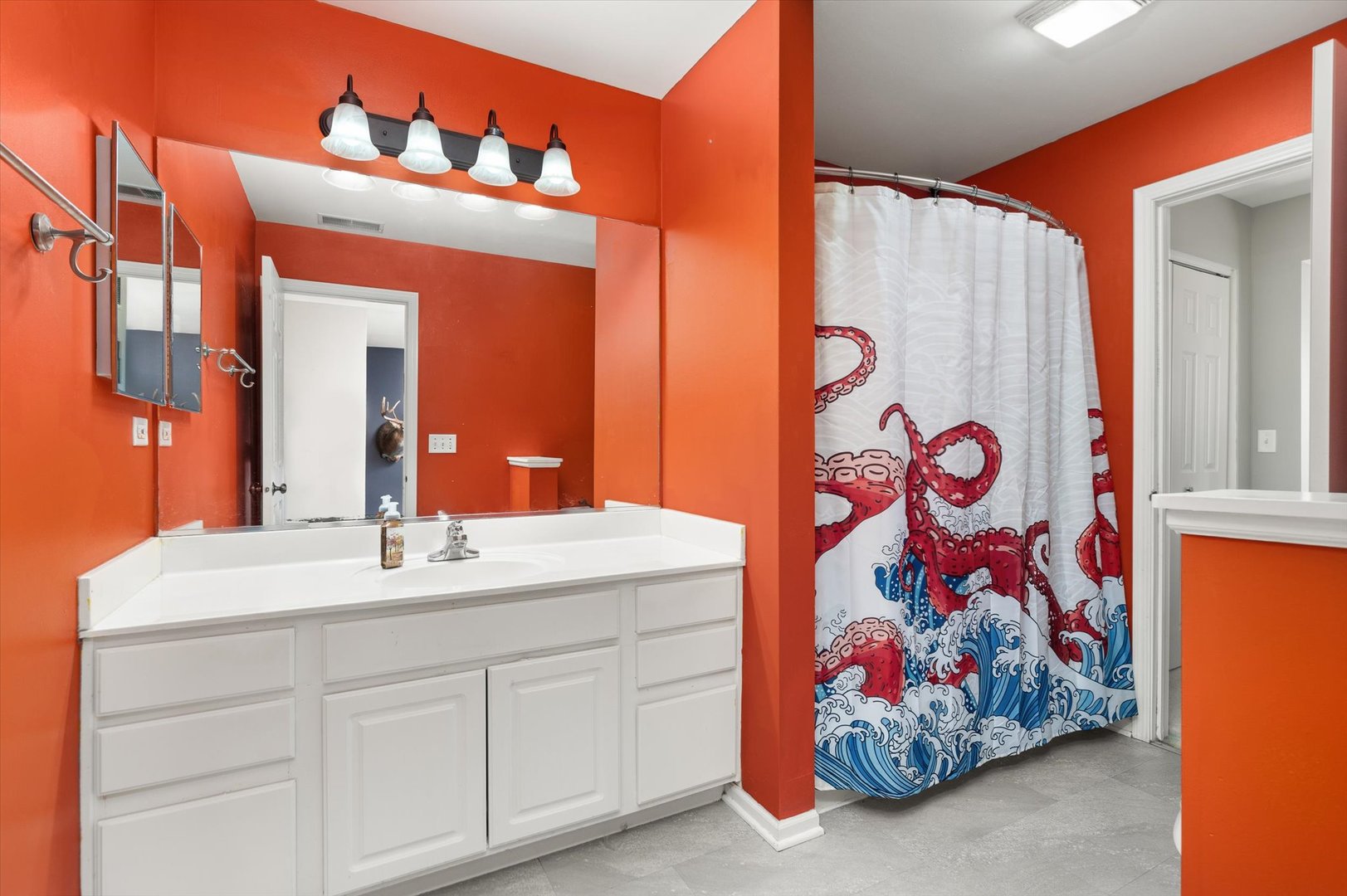 2267 Margaret Drive Montgomery, IL 60538 - Photo 25 of 35 a bathroom with a sink and a mirror