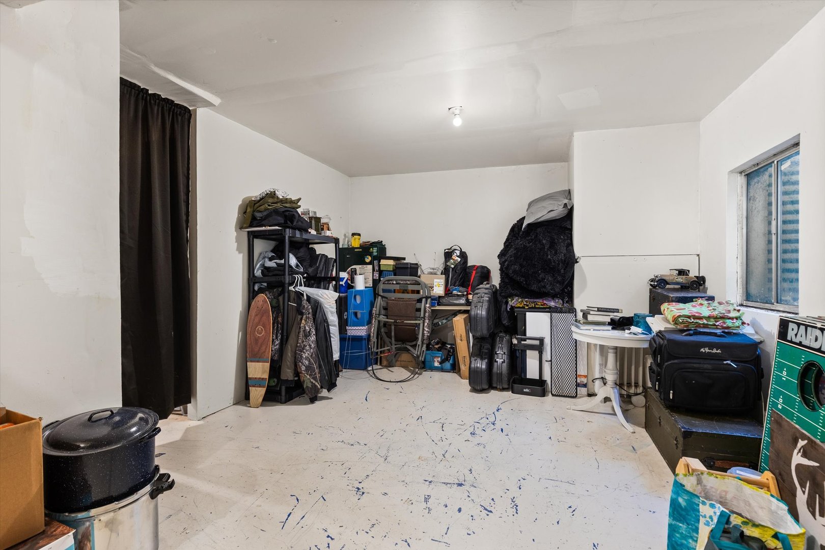 2267 Margaret Drive Montgomery, IL 60538 - Photo 28 of 35 a kitchen with a refrigerator and a stove