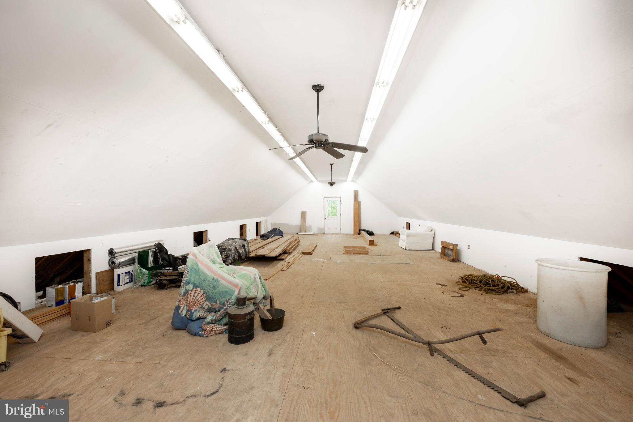 1196 Schoolhouse Road Pottstown, PA 19465 - Photo 23 of 61